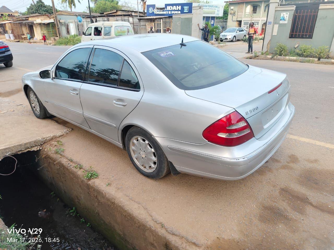 A picture of 2007 Mercedes Benz e class