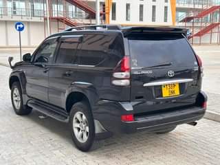 A picture of Toyota Prado Price Milioni 48