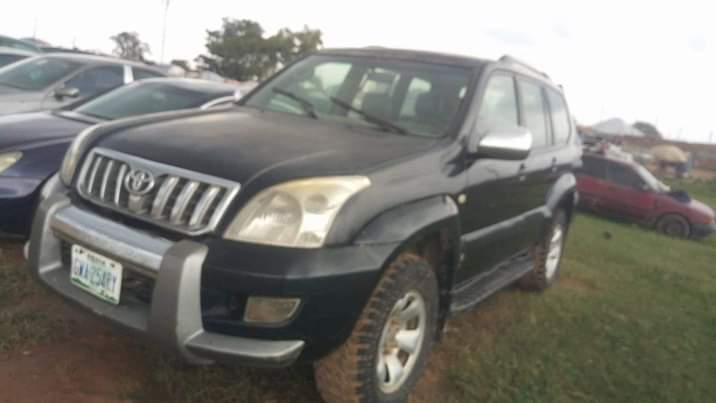 A picture of 2006 Toyota Prado