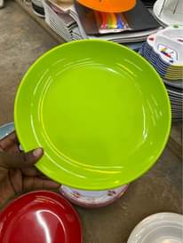 A picture of Mellamine plates 0704297488