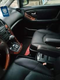 A picture of Toyota Rx 300