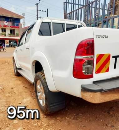 A picture of Cars Available For Sale WhatsApp 0776 245142