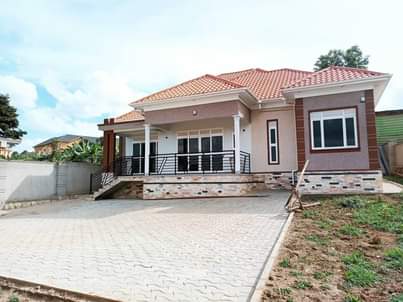 A picture of A beautiful new 4 bedrooms house for sale in kira