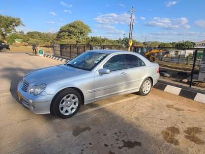 classifieds/cars mercedes