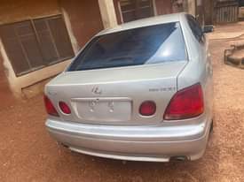A picture of Lexus ES300