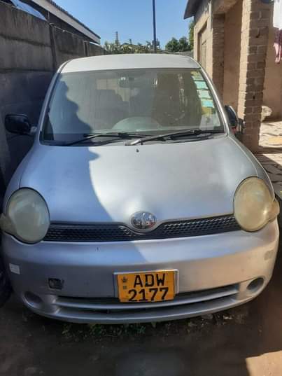 used toyota sienta