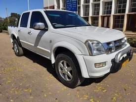 isuzu kb300