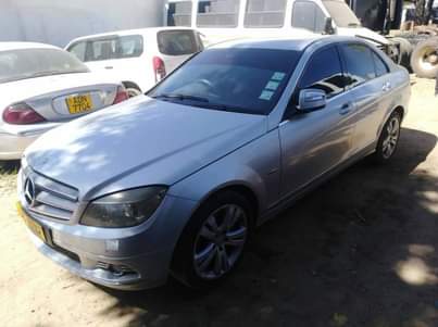 classifieds/cars mercedes