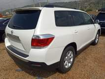 A picture of TOYOTA HIGHLANDER 2013 MODEL