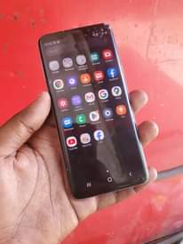 A picture of SAMSUNG GALAXY s9
