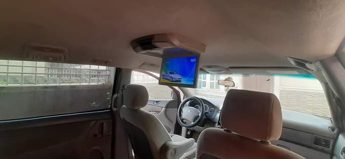 A picture of 2007 Toyota Sienna