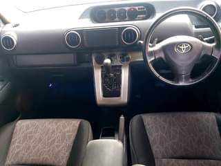 A picture of Toyota Rumion