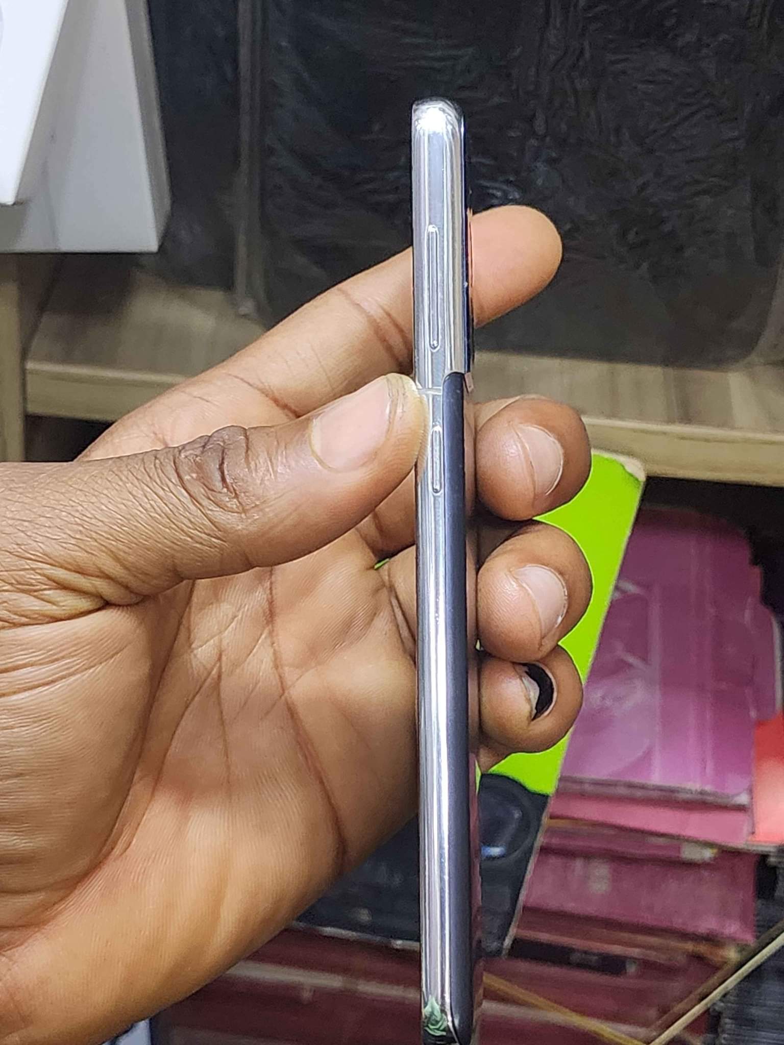A picture of SAMSUNG GALAXY S21 5G 256GB
