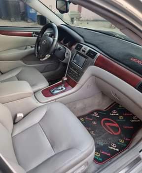 A picture of Lexus Es330 First body nothing to fix Buy and drive