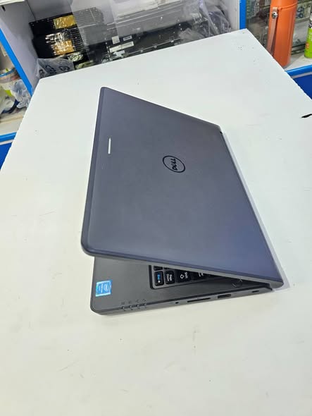 A picture of Dell latitude 3160