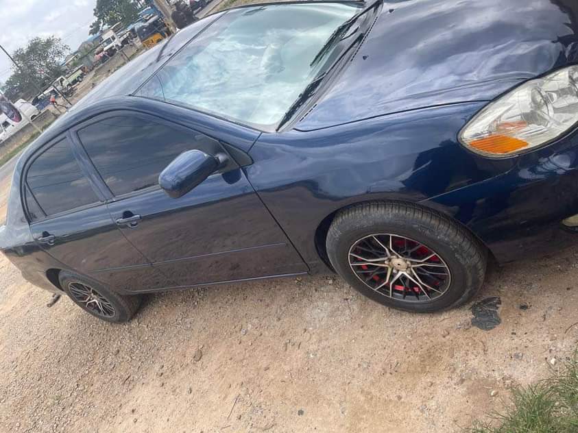 A picture of Super clean and sharp Toyota Corolla 2004 at it s