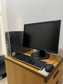 A picture of Hp desktop core i5