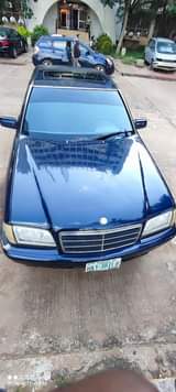 A picture of Mercedes C 240