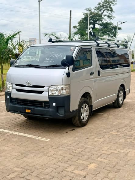 used toyota hiace