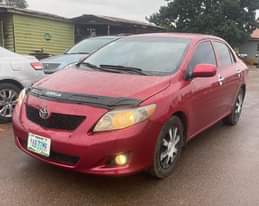 A picture of Toyota Corolla 2010model