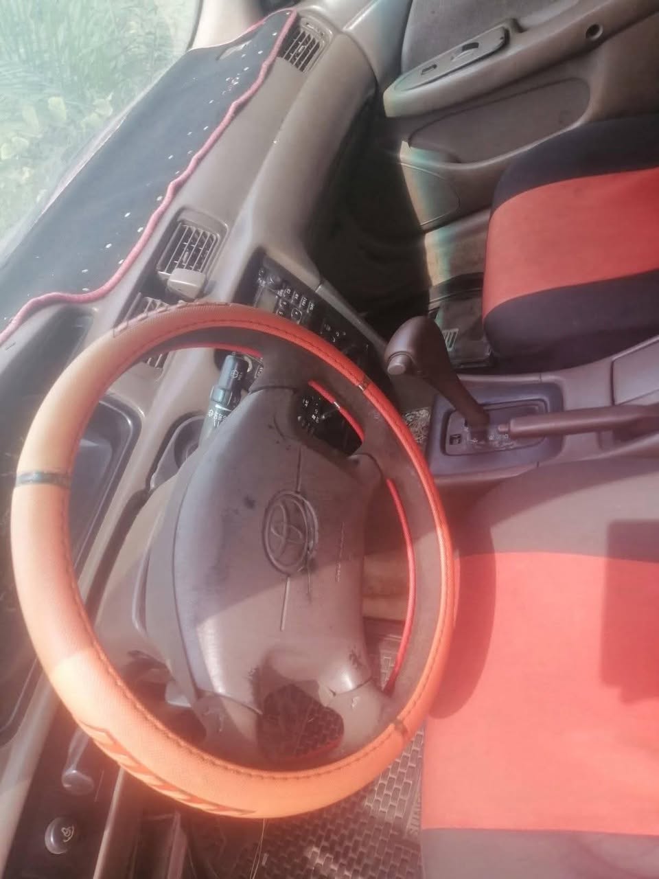 A picture of 2001 Toyota camry
