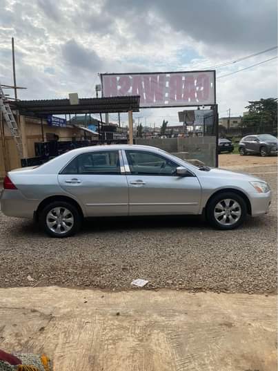 A picture of Reg 2007 HONDA ACCORD DC Painted on pure first body