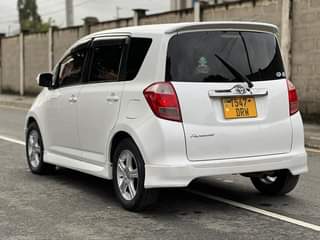 A picture of Toyota Ractis price 11.8M
