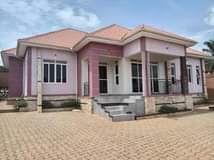 houses kitende