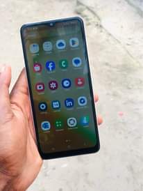 A picture of SAMSUNG A04s