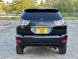 A picture of 2005TOYOTAHARRIER DVG Price 26 8M EngineCapacityCc 2360 Mileage 72169km EngineCode