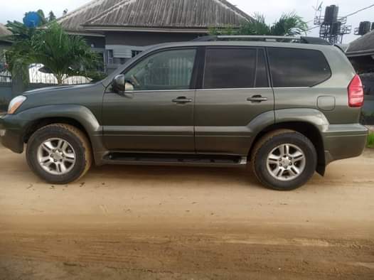 A picture of GX 470 in Pristine Condition Price 9M Buyer Settles 100k