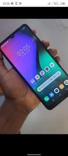 A picture of Infinix hot 10 play gb 32 2