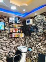 A picture of Saloon for sale in makindye 0754621638