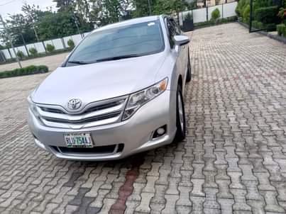 A picture of Super Clean and Sharp first body Highest Grade 2010 Toyota