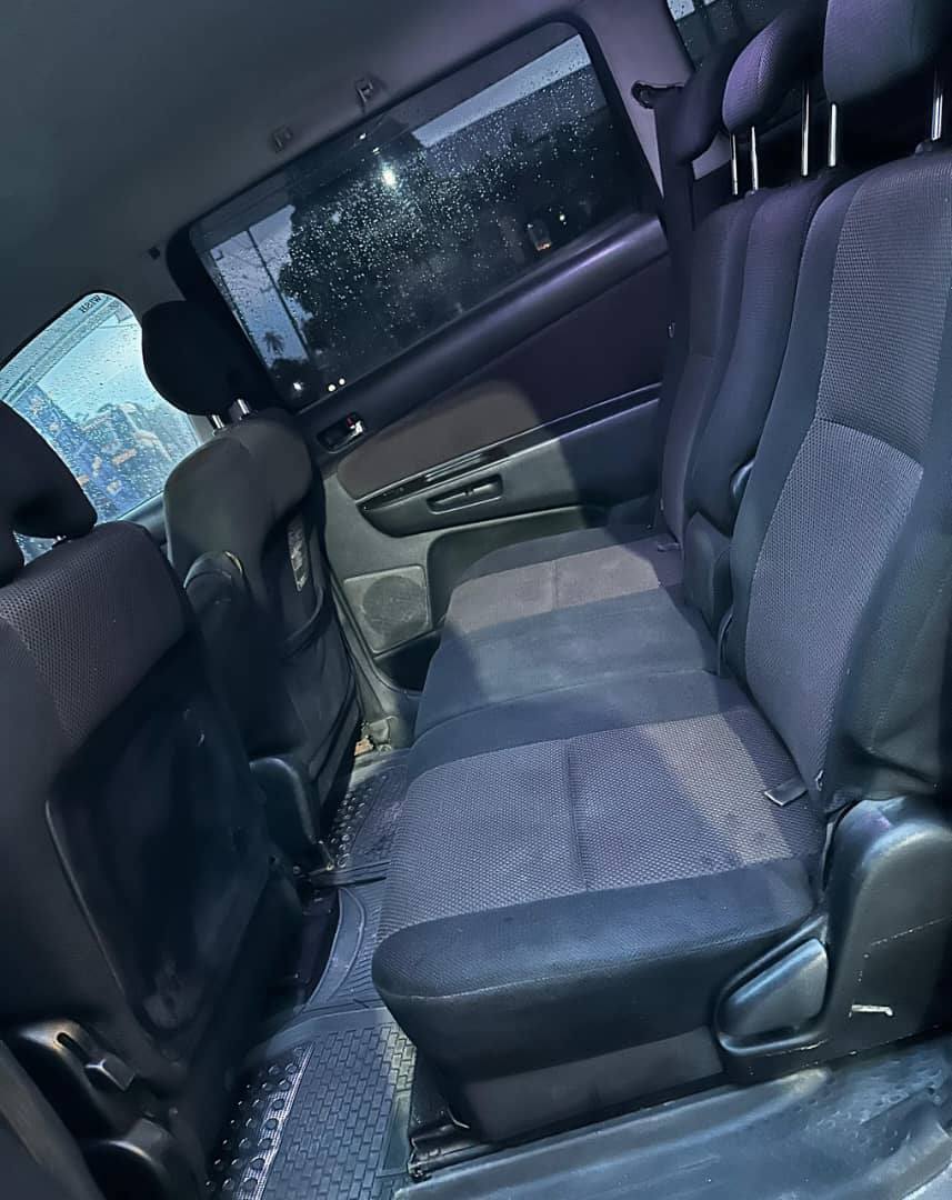 A picture of Toyota wish