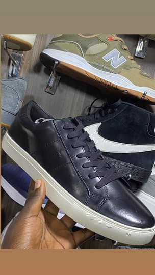 A picture of The shoe store