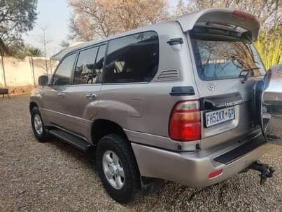 toyota land cruiser