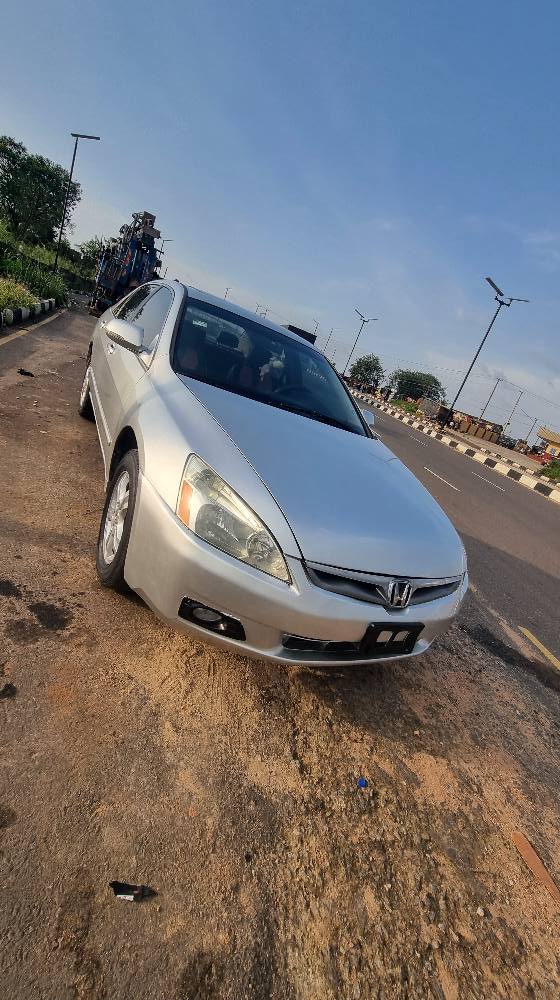 A picture of V6 dc