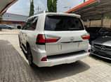 A picture of 2012 Lexus LX570 Tokumbo Full Option 34m