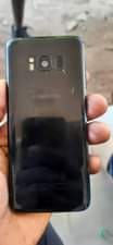 A picture of Samsung Galaxy s8 clean sanaaaaaa