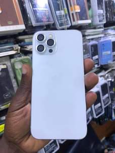 A picture of Iphone pro max