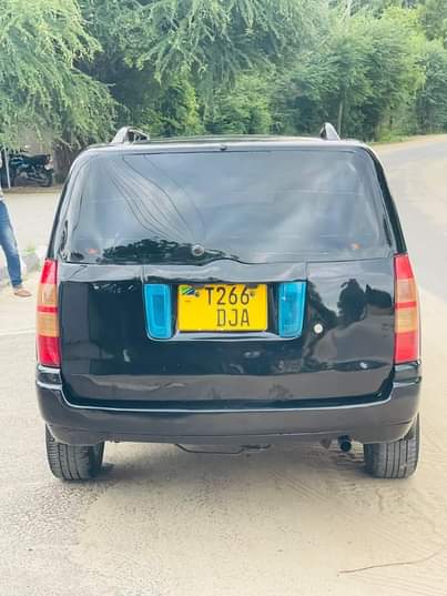 A picture of Toyota probox sacced
