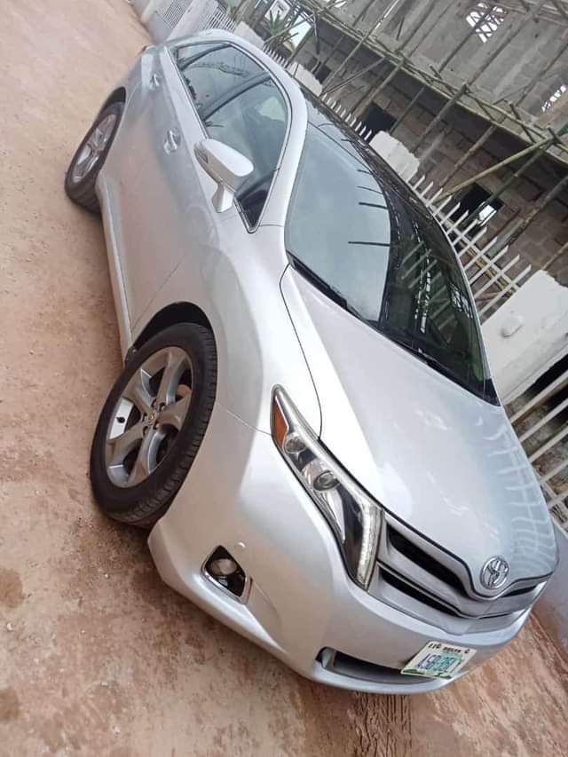 A picture of Toyota venza 2012 Registered