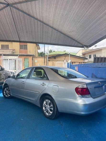 A picture of Tokunbo Foreign used Toyota Camry 05