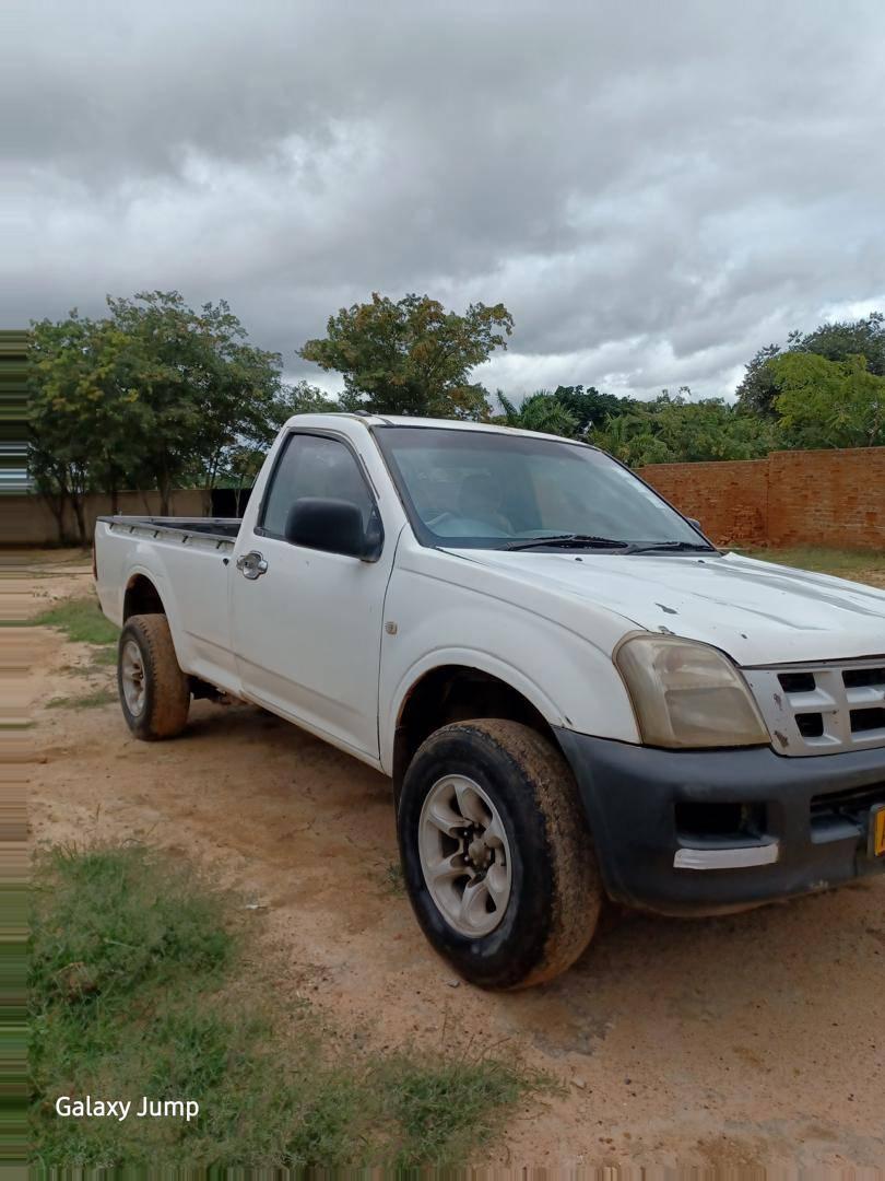 classifieds/cars isuzu