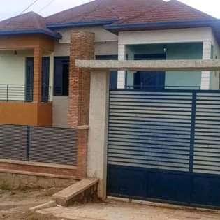 self compound houses