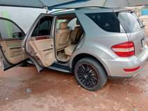 A picture of Highest grade mercedes ml 350 Engine sound Gear intact AC