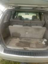 A picture of 06 Toyota Highlander everything is working going for 1 8m