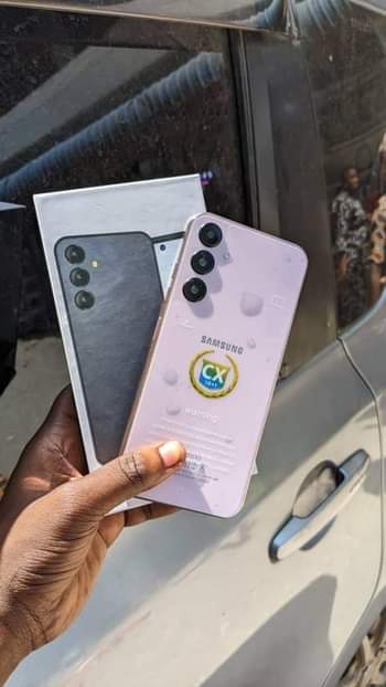 A picture of SAMSUNG GALAXY A54