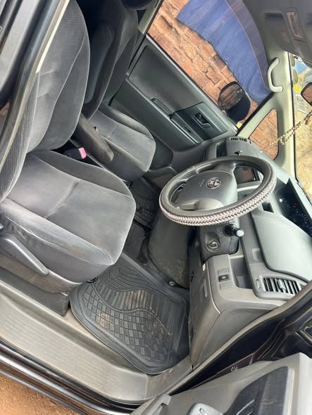 A picture of Toyota Noah in very good condition at 28m 0703 482288